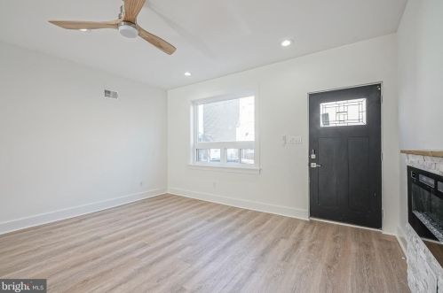 432 Manton St, Philadelphia PA 19147-5216 exterior