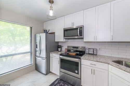 21135 Westview, Wharton, NJ 07885-1785