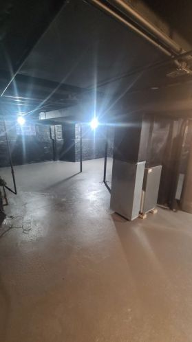 2 137 Pl, Chicago IL 60827-2909 exterior