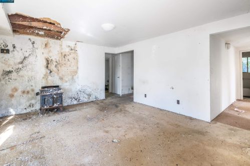 1830 Florence Ln, Concord, CA 94520-3941