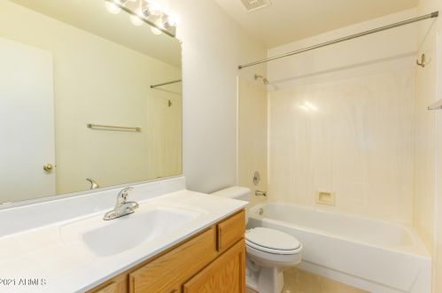 3046 Emile Zola Ave, Phoenix AZ 85032-6414 exterior