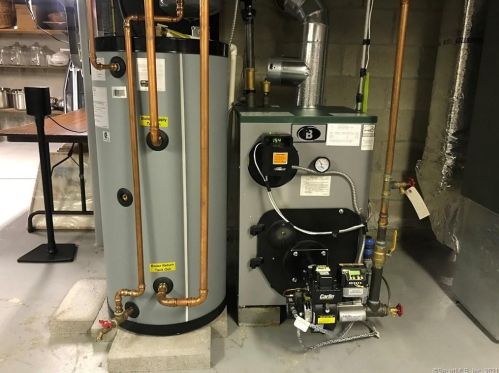 62 Rte 80, Deep River CT 06419-1429 exterior