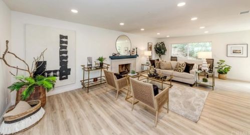 2017 Las Lanas Ln, Fullerton CA  92833-1706 exterior