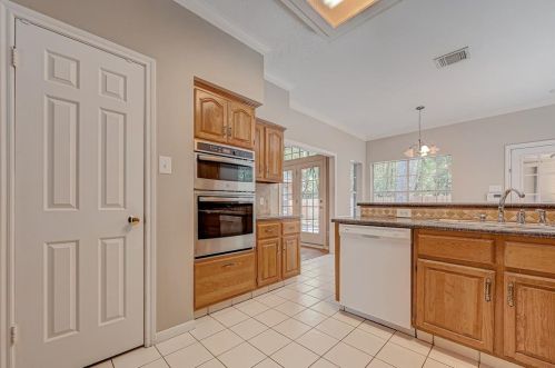 4106 Brk Shadow Dr, Humble TX 77345-3020 exterior