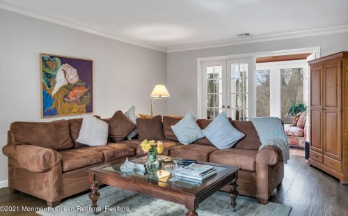 21 Tyson Dr, Red Bank NJ exterior