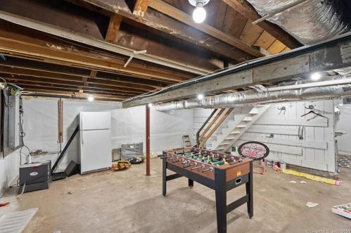 20 Bch St, North Haven CT 06473-3320 exterior