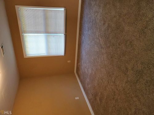 2306 Dauphine St, Atlanta GA  30344-2504 exterior