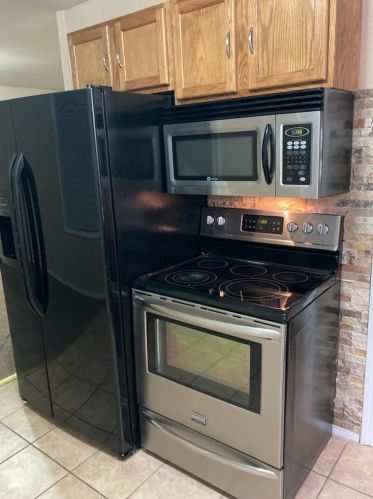 3733 60th St, Milwaukee WI  53216-2130 exterior