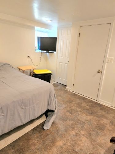 1917 12 Ave, Broadview IL 60153-1404 exterior