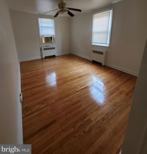 6910 Ardleigh St, Philadelphia PA  19119-1314 exterior