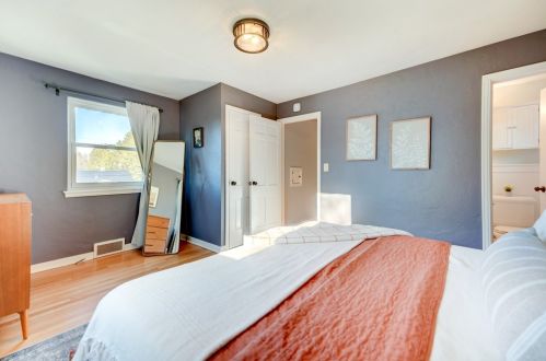 210 Johnston Rd, Pittsburgh PA  15241-2555 exterior