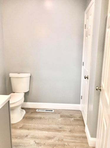 52 Laurel St, Concord NH  03301-3651 exterior