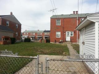 1753 Stokesley Rd, Baltimore MD  21222-4838 exterior