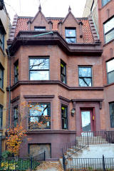 458 Deming Pl, Chicago, IL 60614-1771