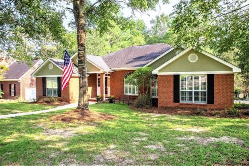 7529 Mallard Dr, Mobile, AL 36695-4255