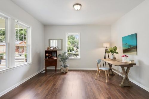 999 Cascade Rd, Atlanta GA  30311-2659 exterior