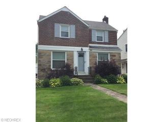 106 216 St, Cleveland OH  44123-1117 exterior