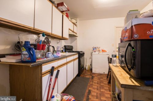 41 56 St, Philadelphia PA 19131-0031 exterior