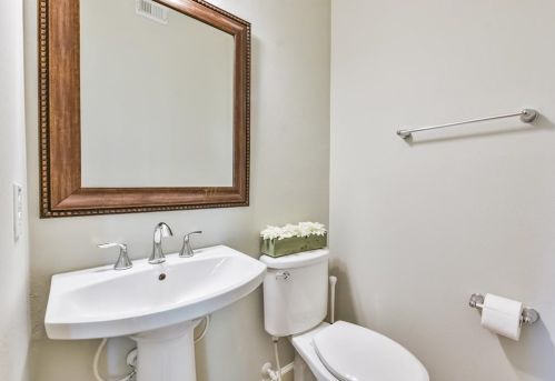 7007 Dewberryshores Ln, Humble TX 77396-4352 exterior