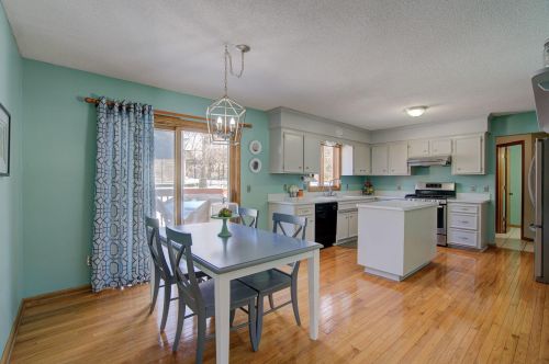 4585 Clf Rdg Ct, Saint Paul MN 55123-1852 exterior