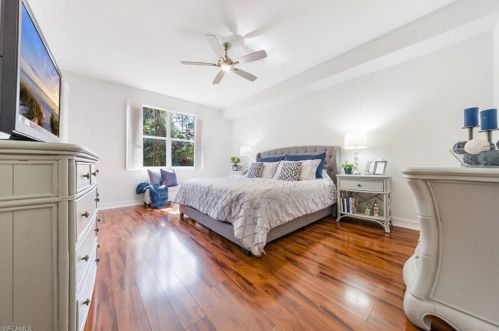 1782 Tarpon Bay Dr, Naples FL 34119-8711 exterior