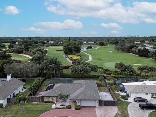 473 Cypress Way, Naples, FL 34110-1107