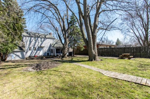 620 Baldwin Ave, Waukegan IL 60085-3108 exterior