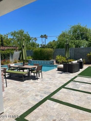 3007 47th Pl, Phoenix, AZ 85018-7746