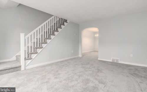 321 Mulberry St, Darby PA 19023-1718 exterior