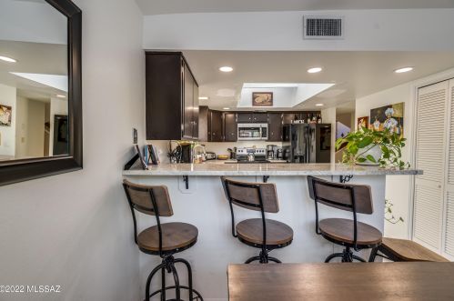 840 Placita Del Mirador, Tucson AZ  85718-1957 exterior