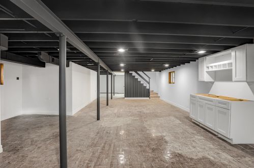 1837 Nagle Ave, Chicago IL  60707-4022 exterior