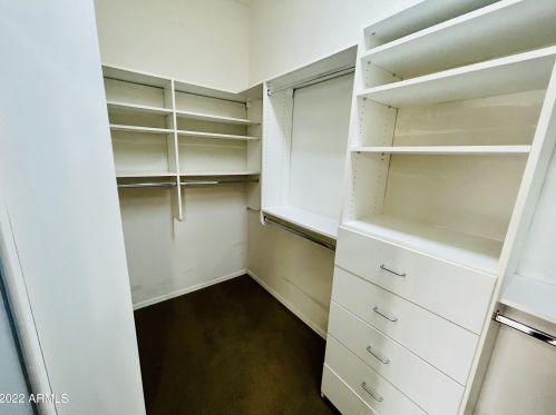 32016 23rd Ave, Phoenix AZ  85085-7050 exterior