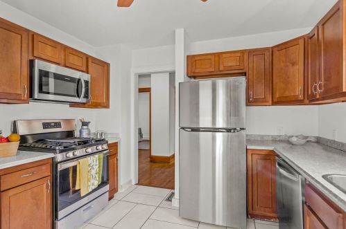 3245 45th St, Milwaukee WI  53219-4816 exterior