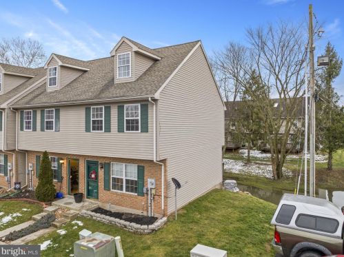 125 Orchard Ln, Hanover, PA 17331-5016