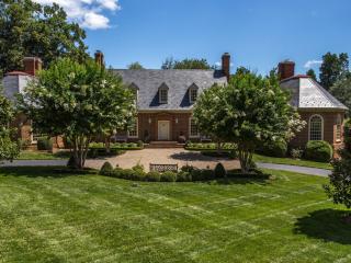 7706 Carlton Pl, Mc Lean VA  22102-2148 exterior