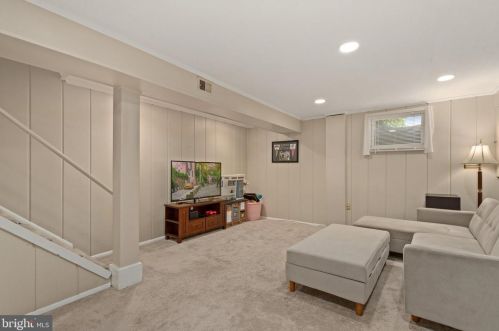 6 French St, Alexandria VA 22304-2642 exterior