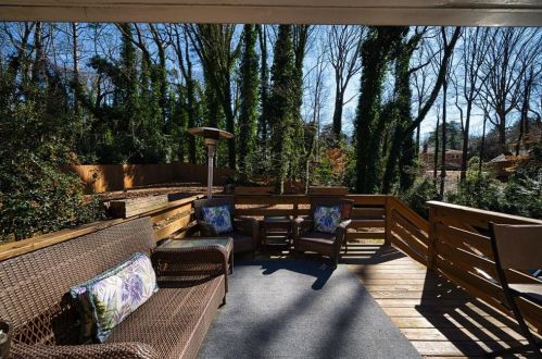 2096 Cedar Ln, Atlanta GA 30311-3939 exterior