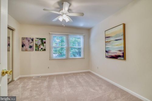 5823 Colfax Ave, Alexandria VA 22311-1013 exterior