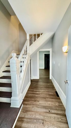 447 Dickinson St, Grand Rapids MI 49507-2109 exterior