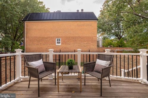 629 4 St, Washington DC 20002-4905 exterior