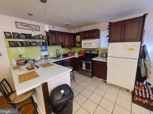 2555 American St, Philadelphia PA 19140-5724 exterior