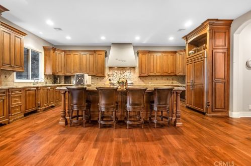 1241 Valencia Mesa Dr, Fullerton CA 92833-2220 exterior