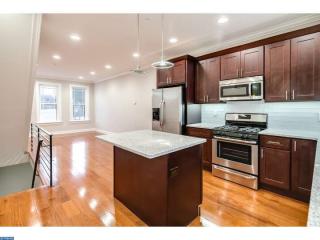 2019 Huntingdon St, Philadelphia PA  19125-1424 exterior