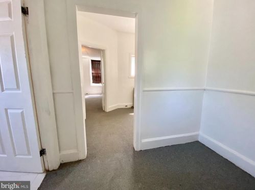 5730 3 St, Philadelphia PA 19120-2320 exterior