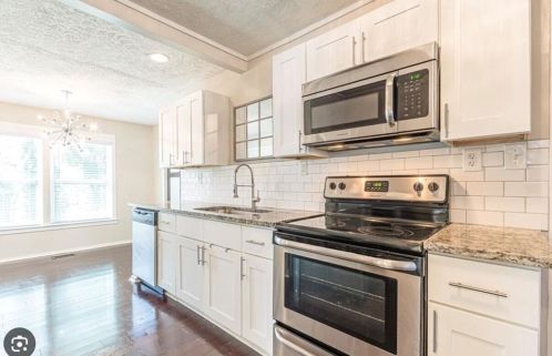 1385 Kenilworth Dr, Atlanta GA 30310-3941 exterior