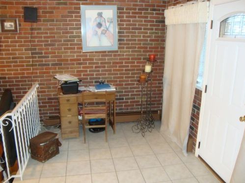 147 Enfield Ave, Providence RI 02908-1205 exterior