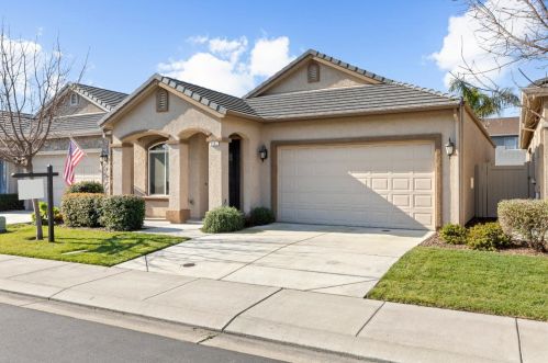 2581 Bird Rock Pl, Turlock, CA 95380-8449