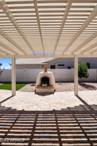 24601 Ribbonwood Dr, Chandler AZ  85248-7731 exterior