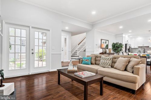 1205 Limerick Ct, Hummelstown PA  17036-9152 exterior