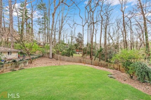 1474 Lavista Rd, Atlanta GA 30324-3848 exterior